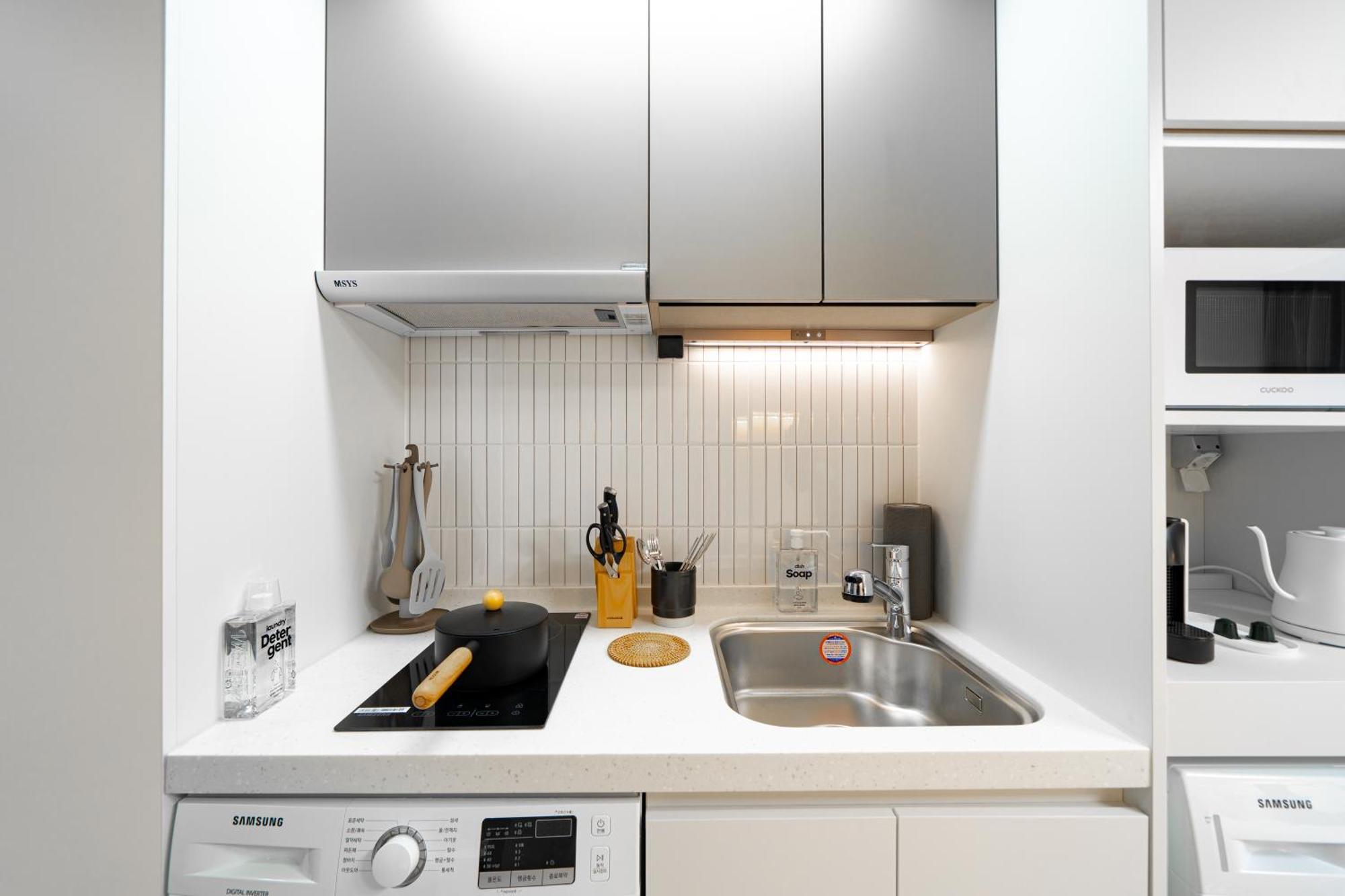 Urbanstay Deungdae Apartemen *